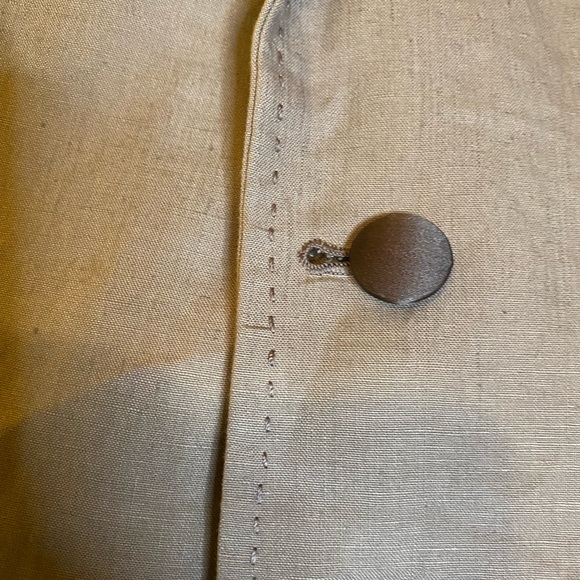 A tailored jacket  owned by Carmelo Anthony design by Waraire Boswell - Picture 7 of 9